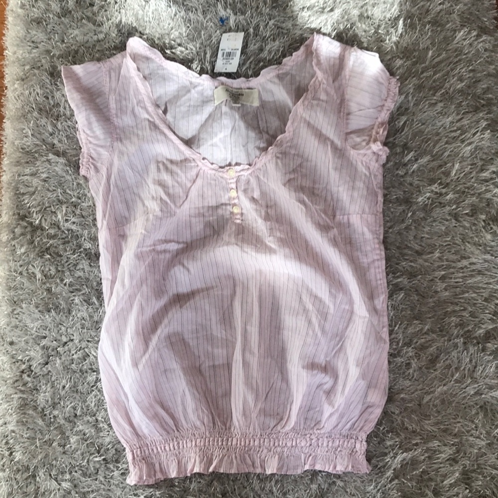 NWT A&F pink short sleeve linen top